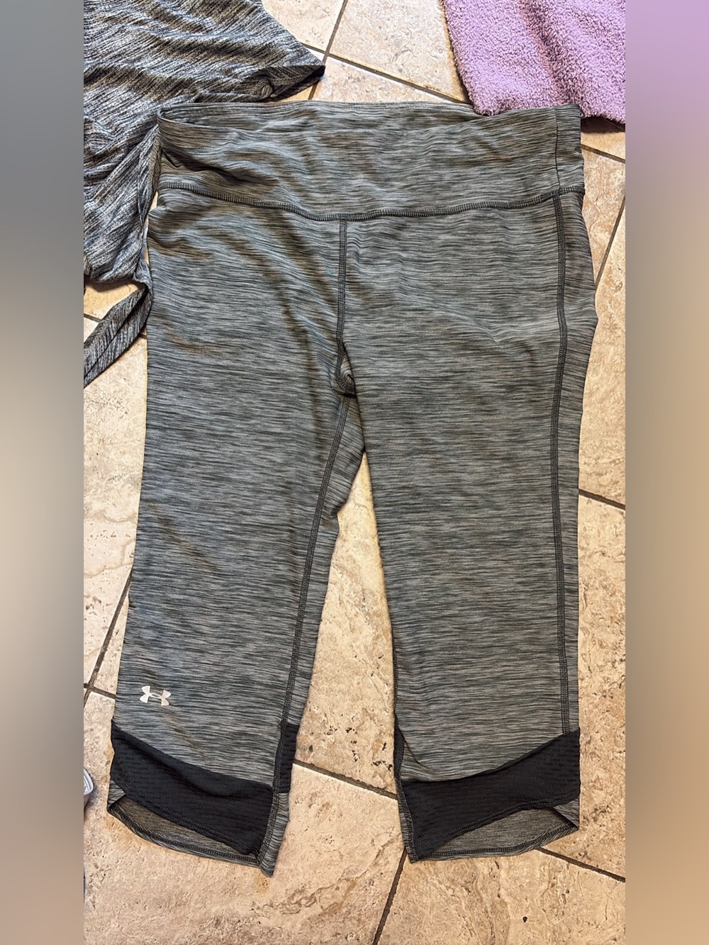 Under Armour Gray Heather Capri Leggings with Mesh Trim